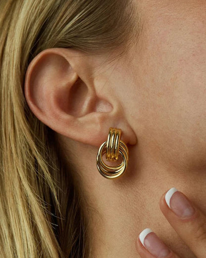 Chérie Loop Earrings – Timeless 18k Edition